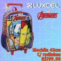 MOCHILA VINGADORES 43CM C/ CARRINHO